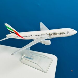 ✈️ Emirates Airways Boeing 747  Metal Aircraft Model