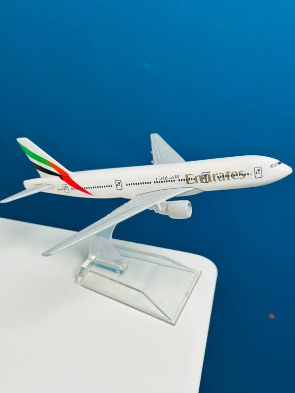 ✈️ Emirates Airways Boeing 747  Metal Aircraft Model