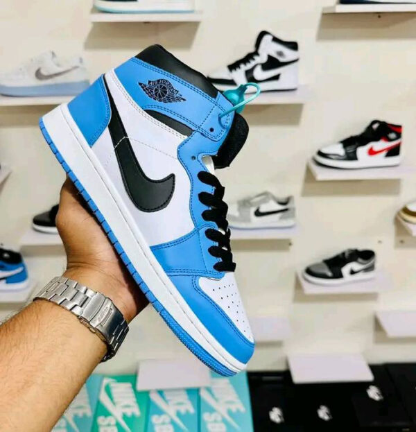 👟 Air Jordan Nike Air Max – Lightweight Imported Sneakers