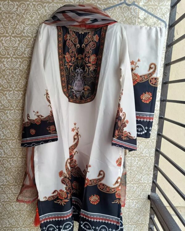 👗 Digital Print Three Piece – Elegant Cotton Silk Set - Image 3